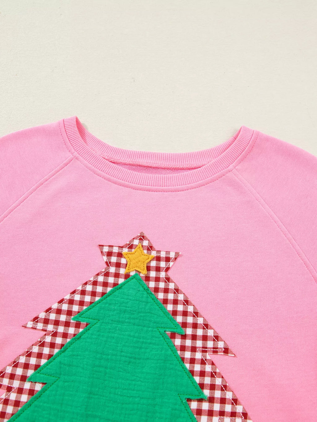 Plaid Contrasted Double Christmas Tree Patched Raglan Sleeve Pullover 2pcs Short Set
