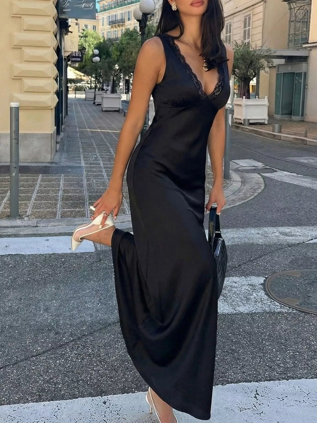 Lace Trim V-Neck Sleeveless Maxi Dress