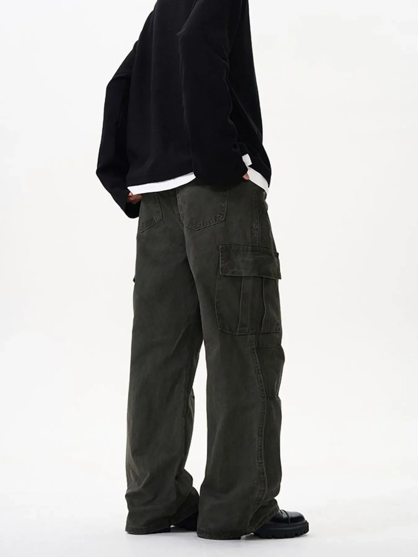 Men's Wide Leg Cargo Pants
