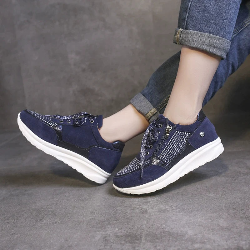 Lace Up Round Toe Sneakers