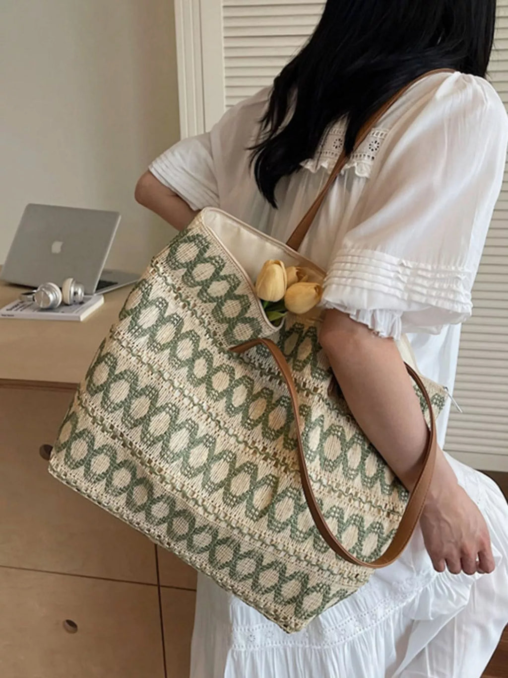 Woven Pattern Shoulder Bag