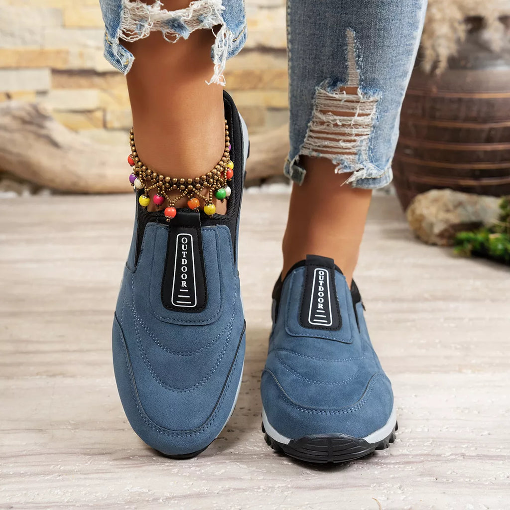Round Toe Breathable Sneakers