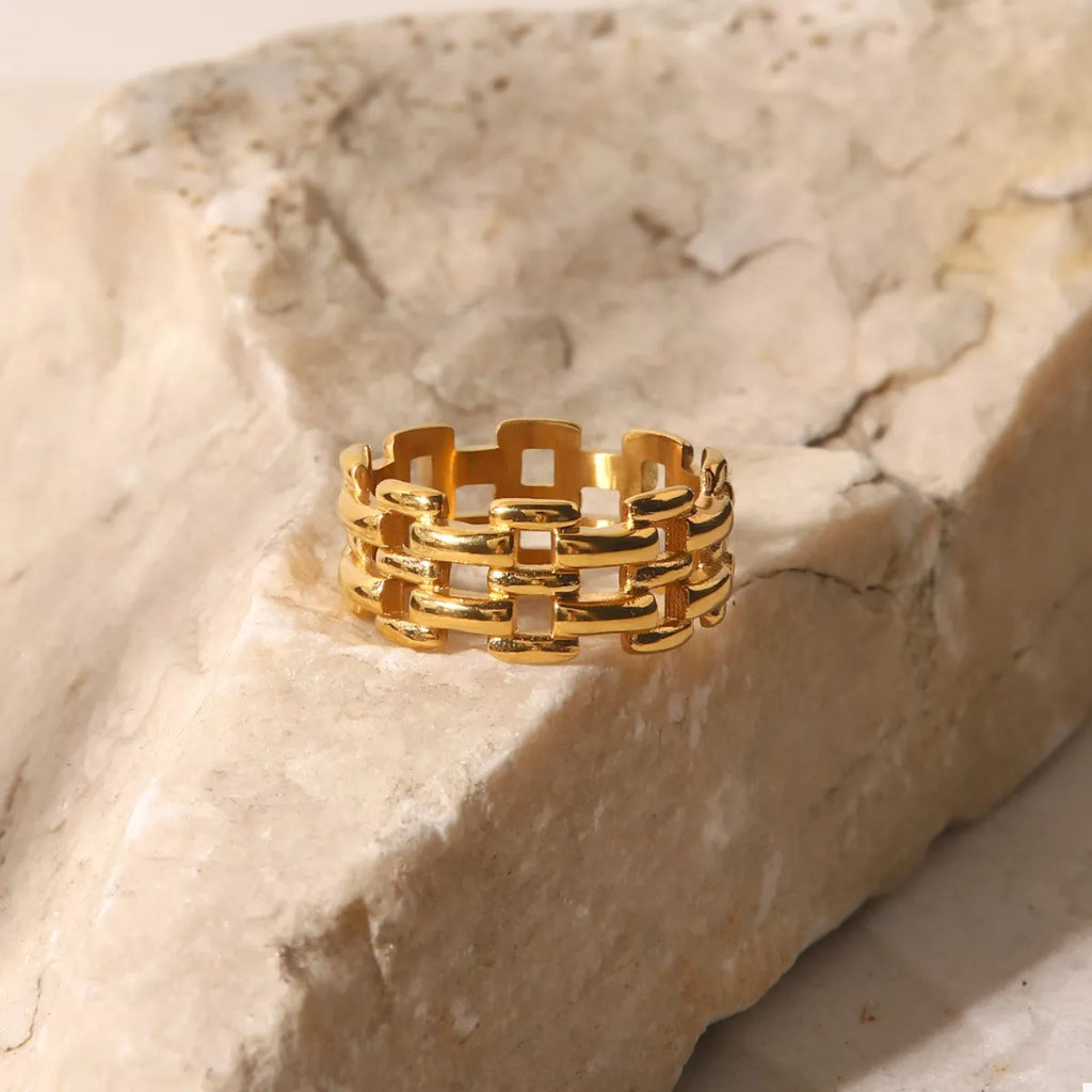 18K Gold-Plated Cutout Ring