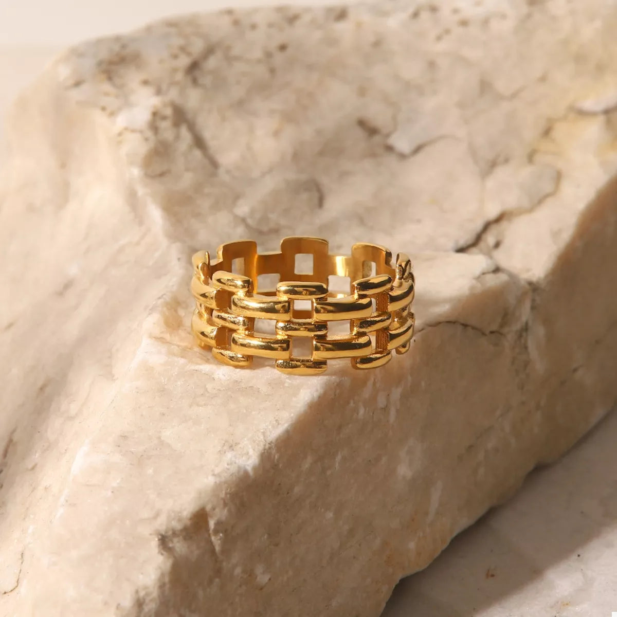 18K Gold-Plated Cutout Ring