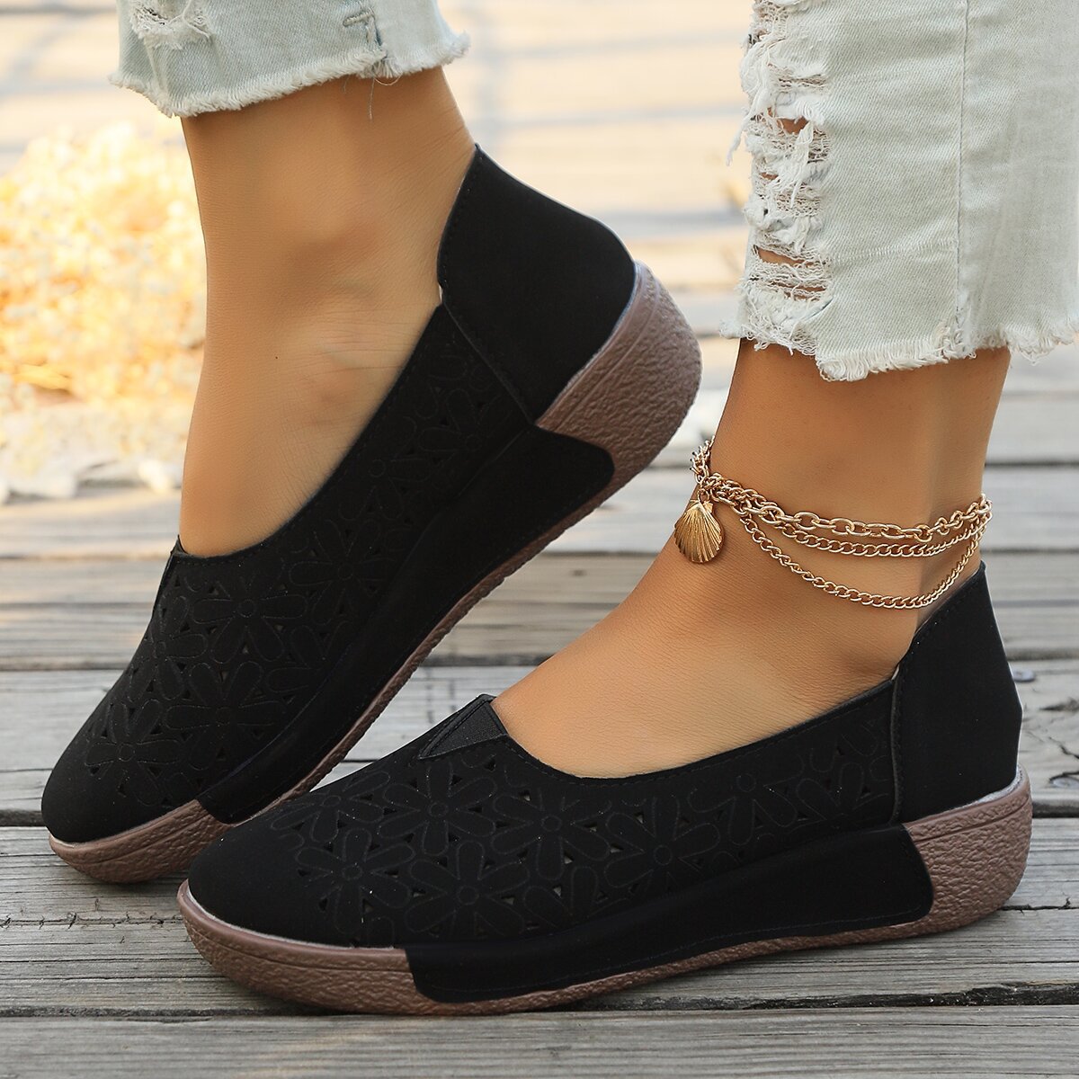 Hollow-Out Casual Loafers