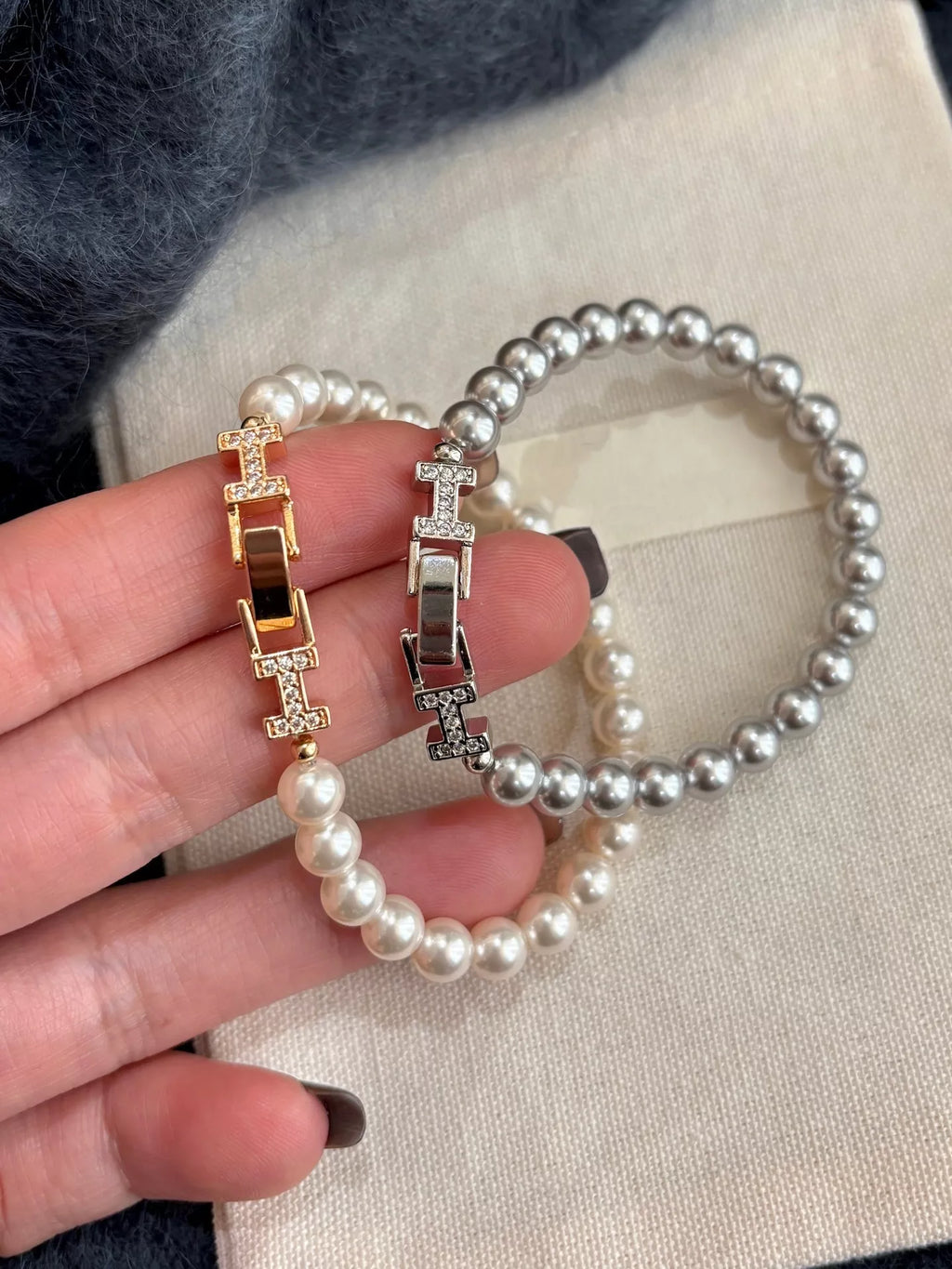 Pearl Double H Buckle Bracelet