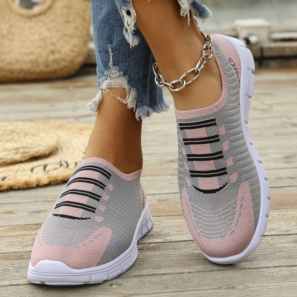 Mesh Round Toe Sneakers