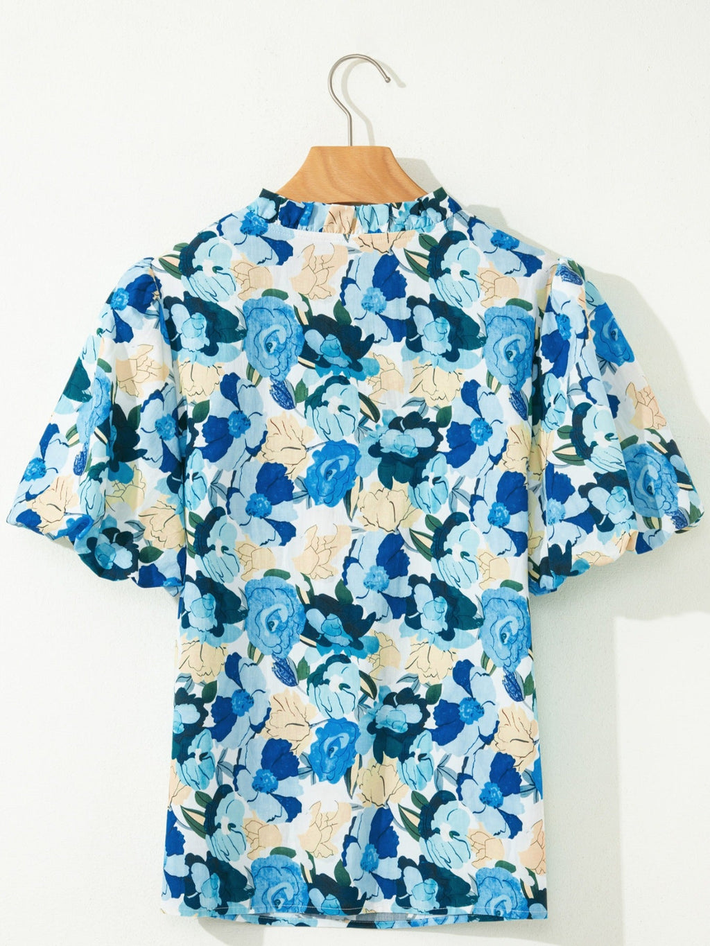 Floral Print Short Puff Sleeve V Neck Blouse