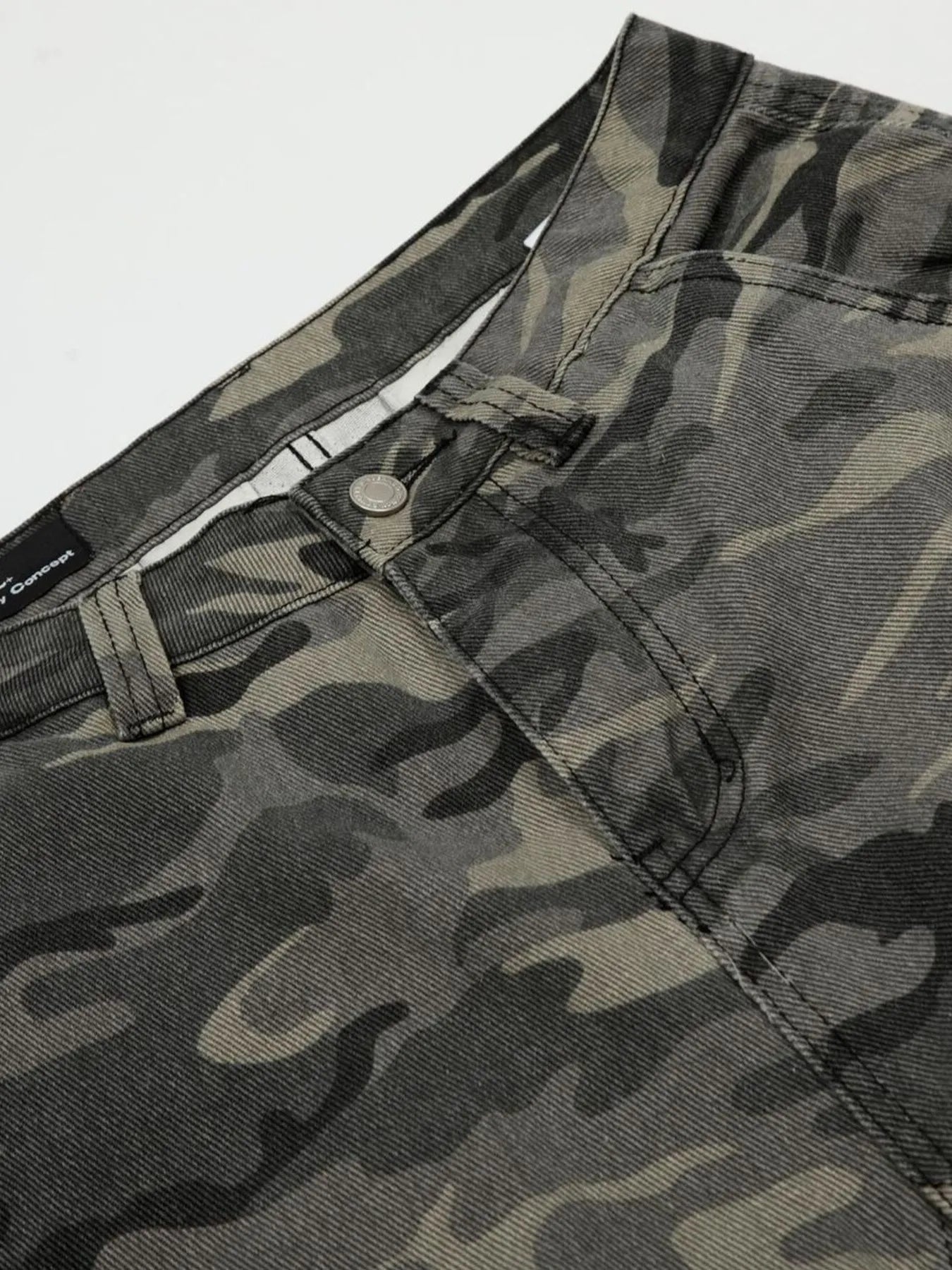 Men's Camouflage Cargo Capri Jeans