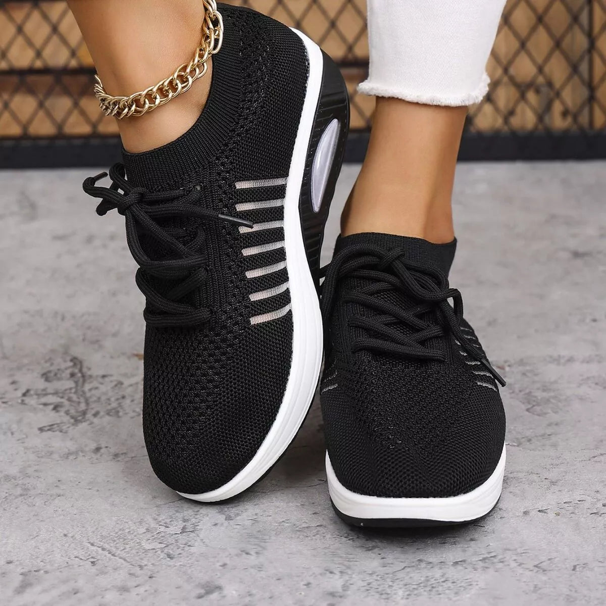 Breathable Mesh Lace Up Sneakers