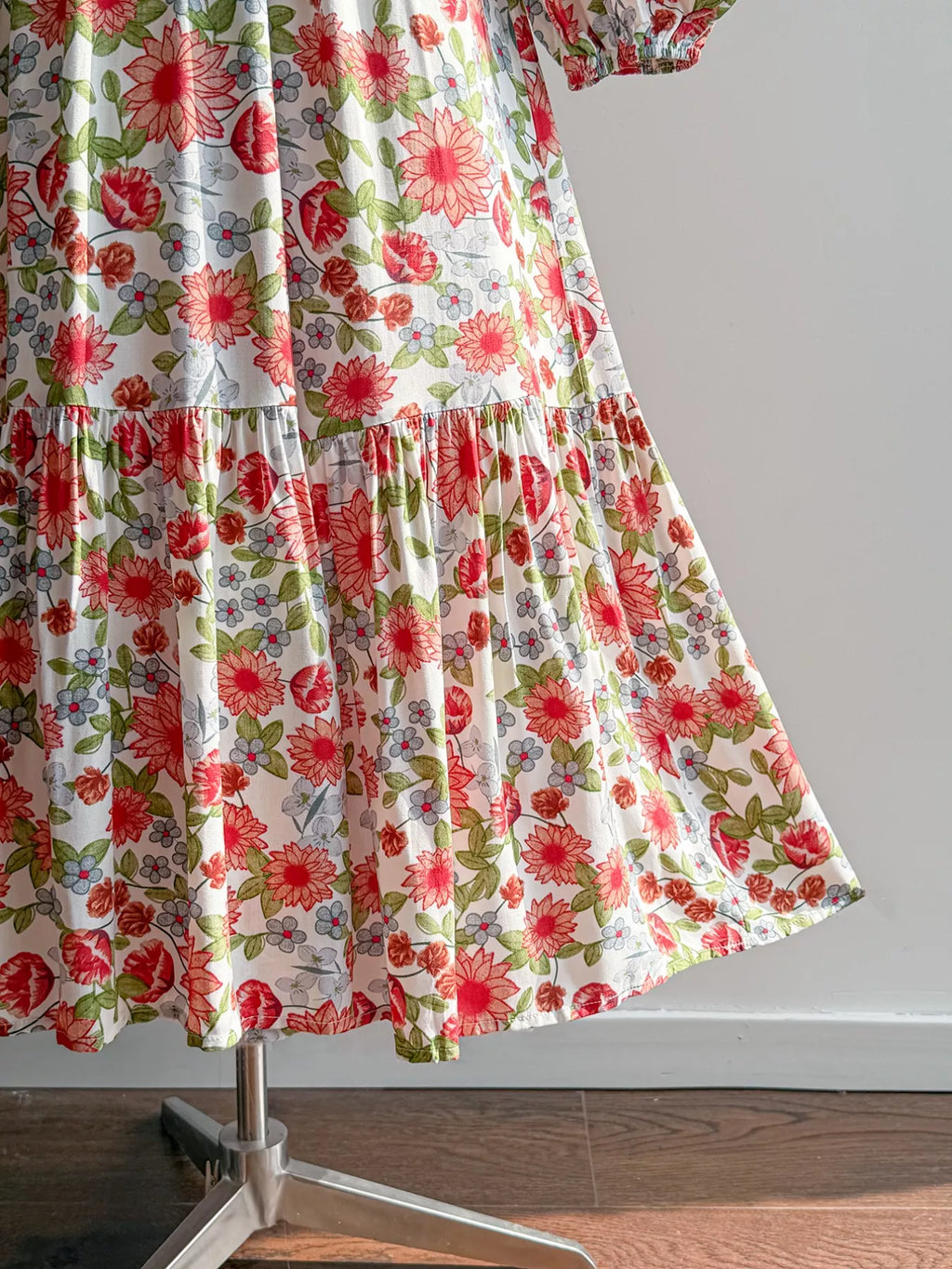 Floral Print V-Neck Bohemian Midi Dress