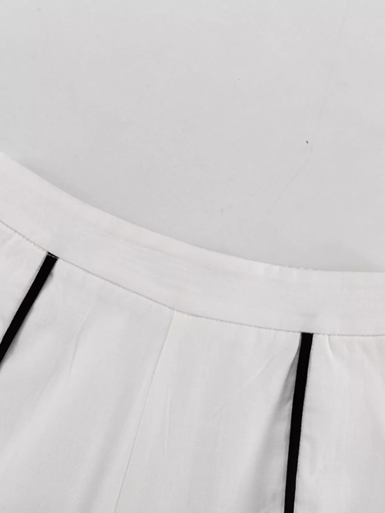 Contrast Trim Sleeveless Top and Wide-Leg Pants Set
