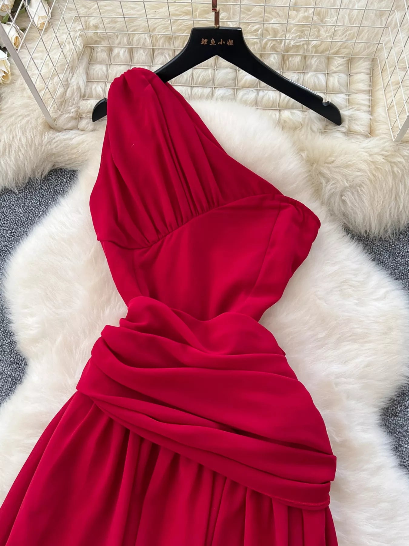 One-Shoulder Floral Decor Dress