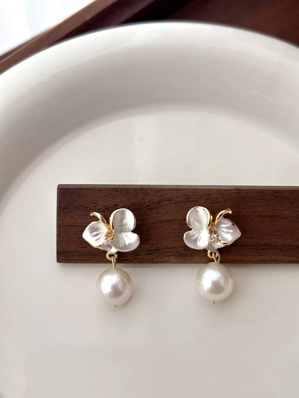 Floral Pearl Drop Earrings