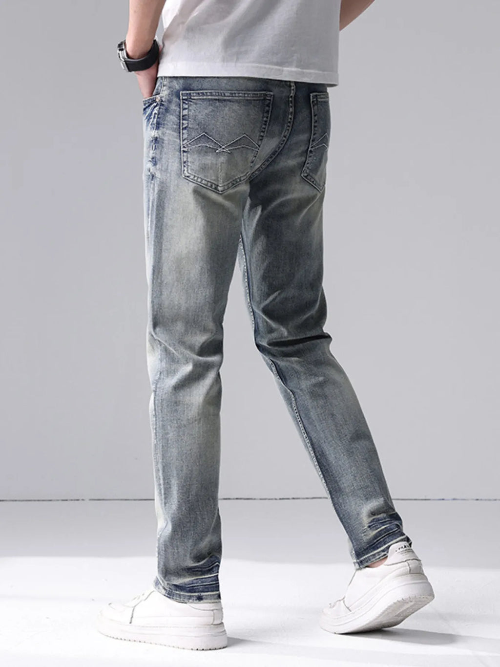 Men's Washed Slim Fit Jeans