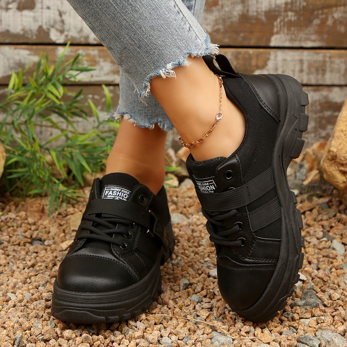 Lace Up Platform Casual Sneakers