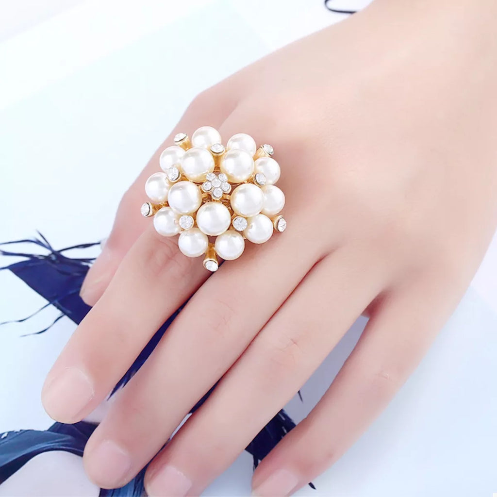 Pearl Cluster Ring