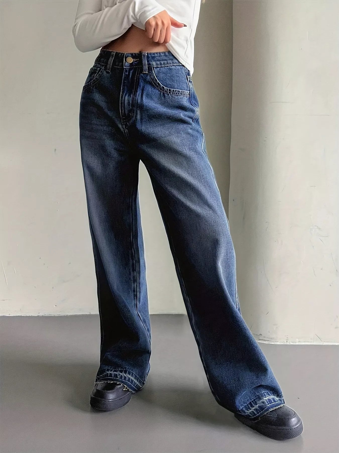 Wide Leg Vintage Wash Jeans