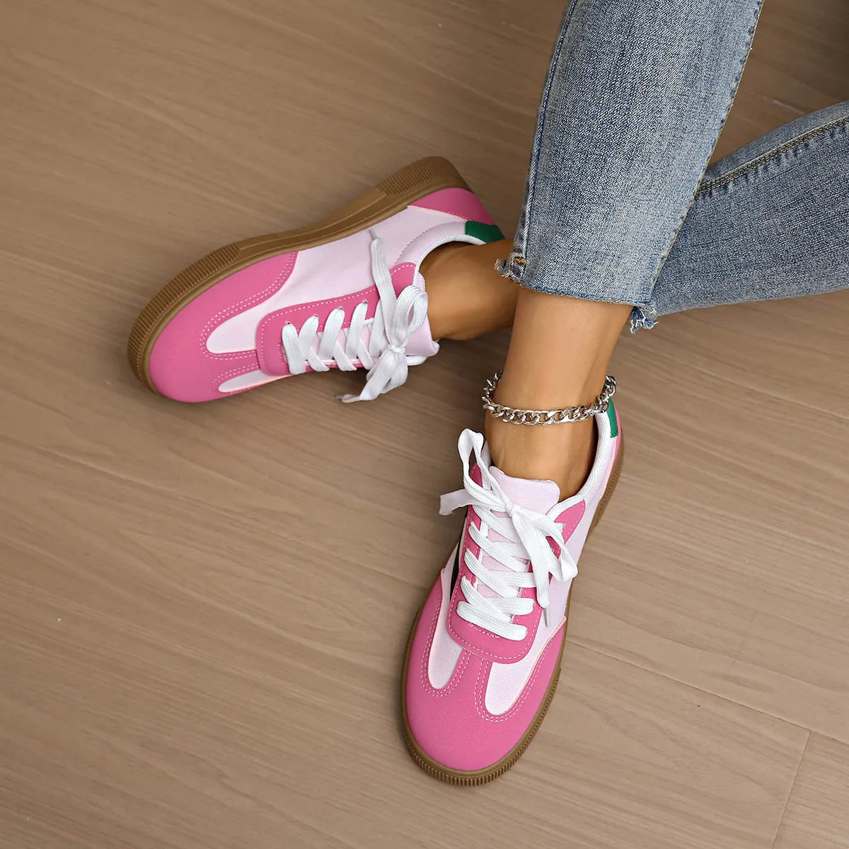 Round Toe Lace Up Sneakers