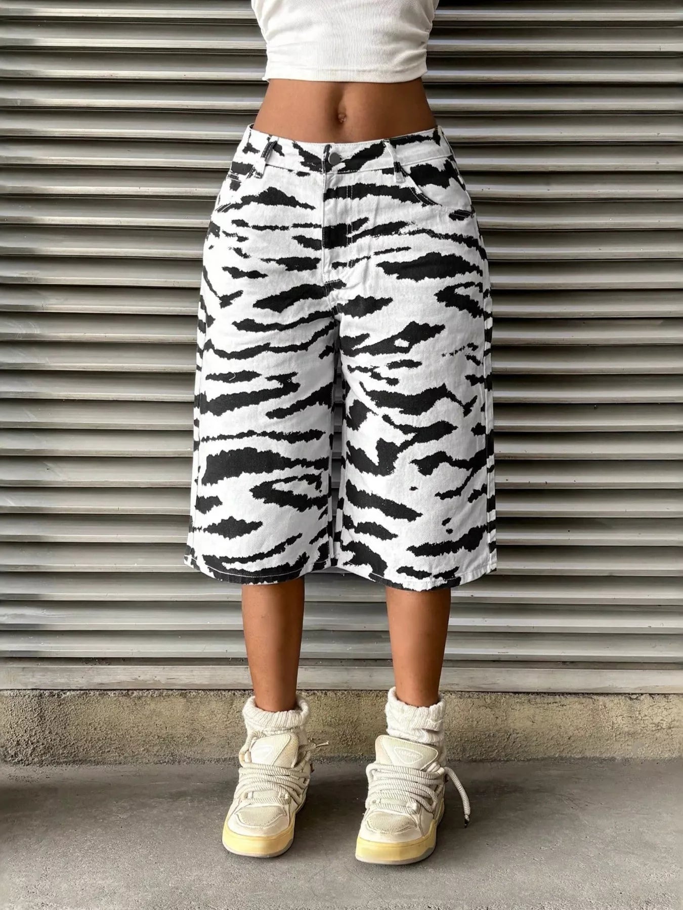 Zebra Print Wide Leg Denim Capris