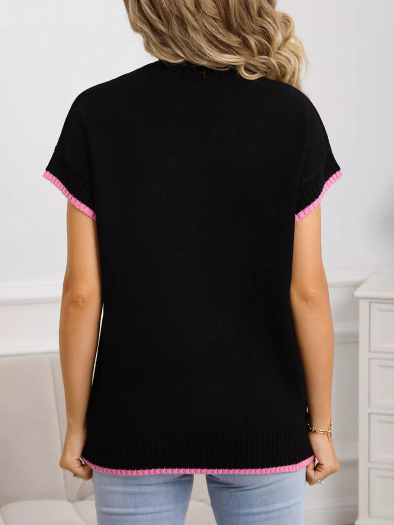 Valentine's Day Heart Graphic Short Sleeve Sweater