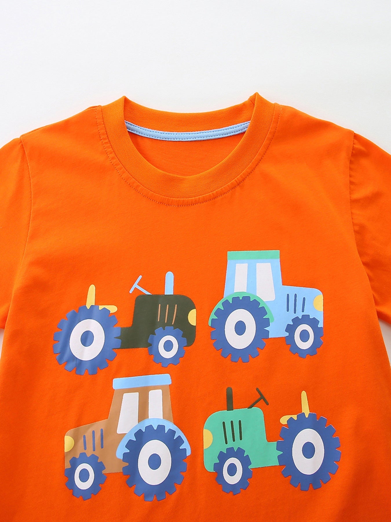 Children's Tractor & Firetruck Print Casual Tee and Shorts Set