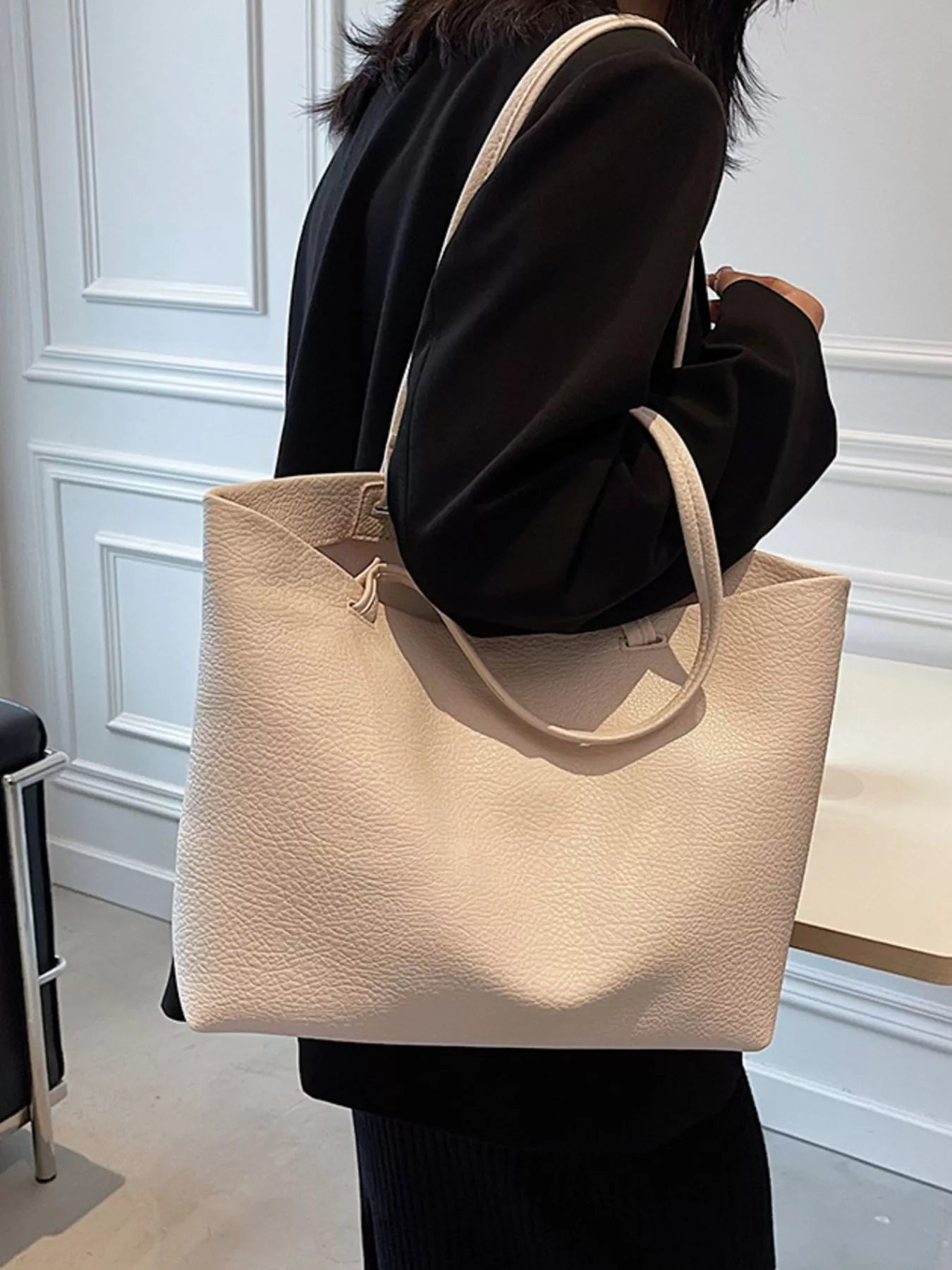 Large Capacity Shoulder Bag