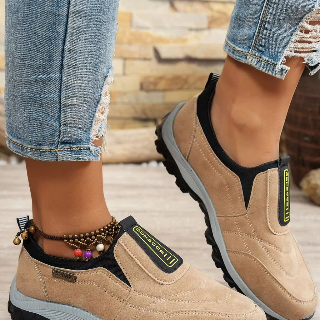 Round Toe Breathable Sneakers