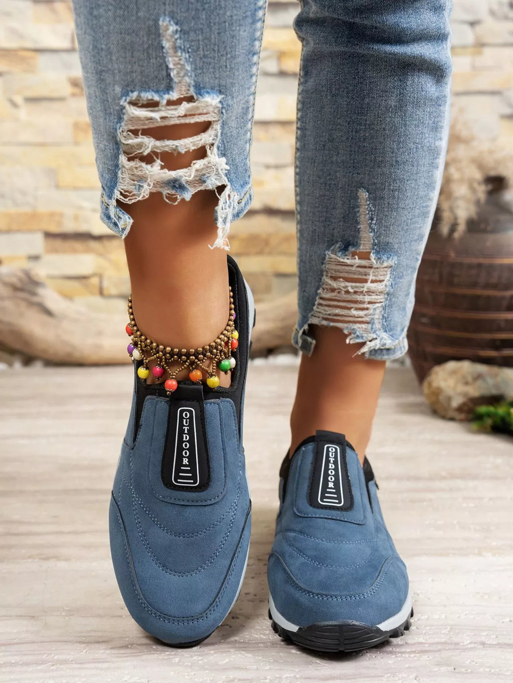 Round Toe Breathable Sneakers