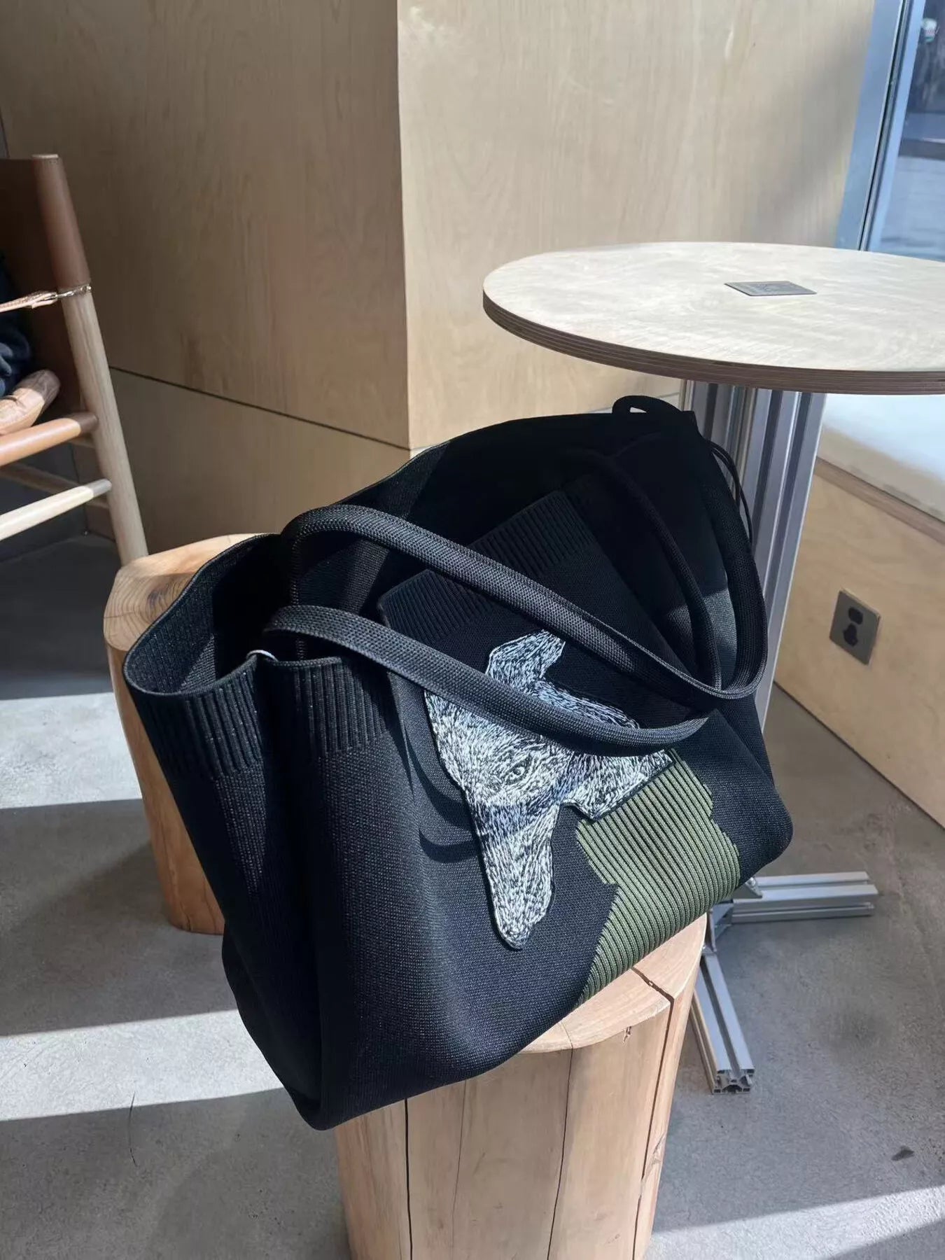 Dog Knit Shoulder Bag