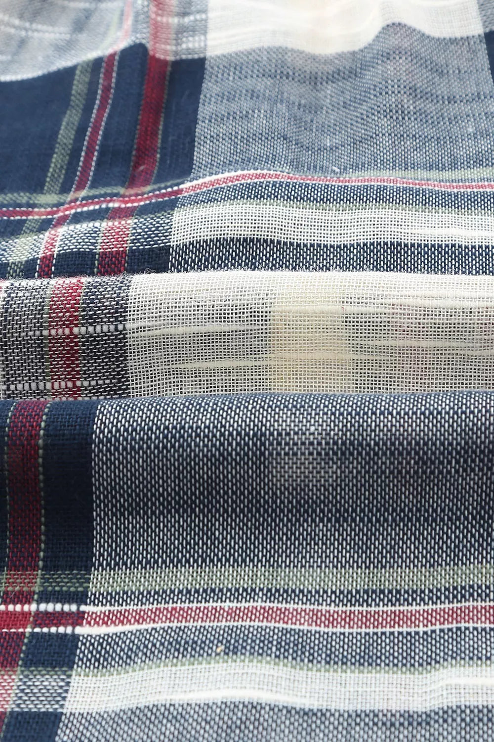 Plaid Button-Down Long Sleeve Shirt