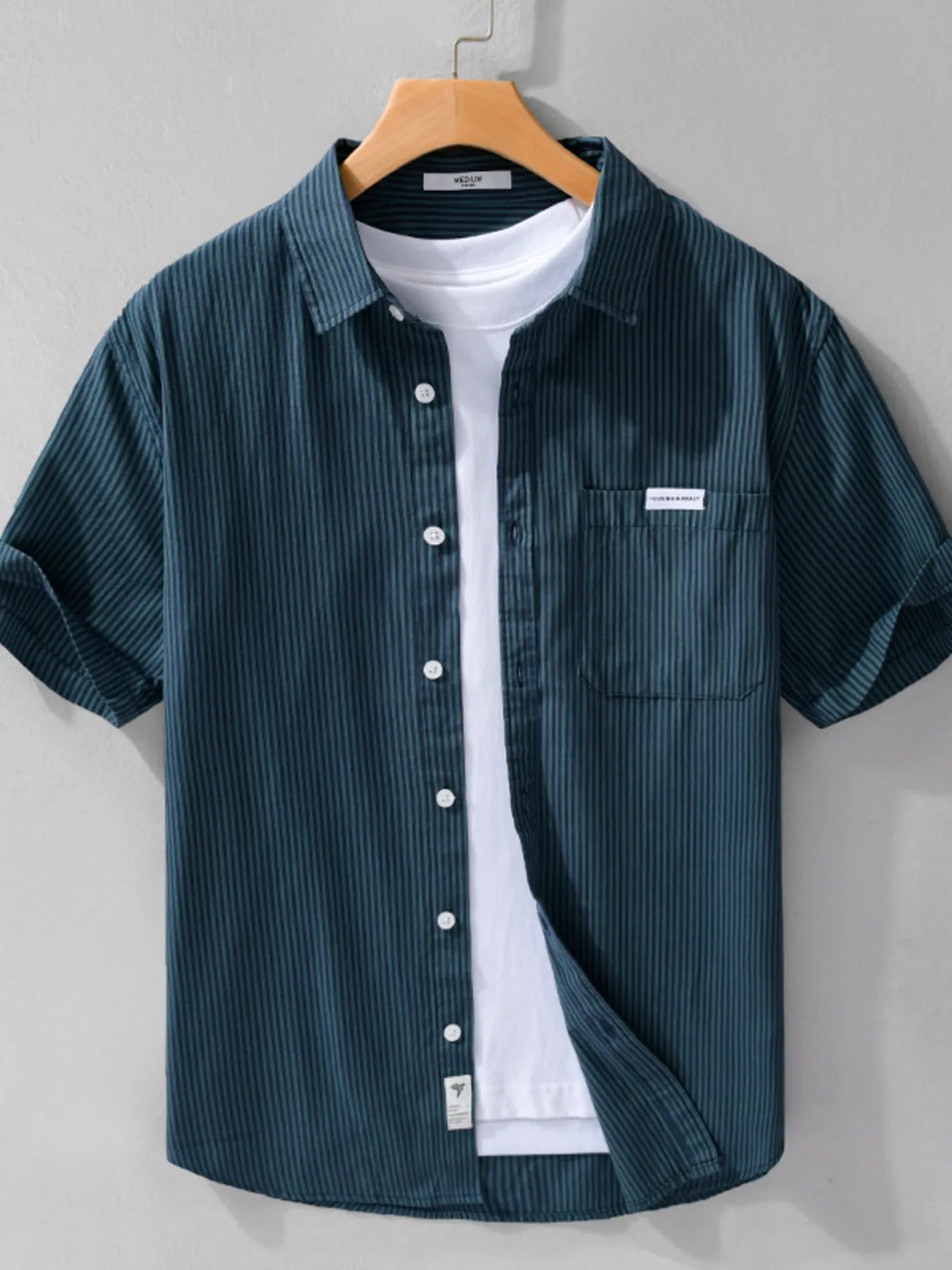 Men's Plus Size Short Sleeve Button-Up Shirt