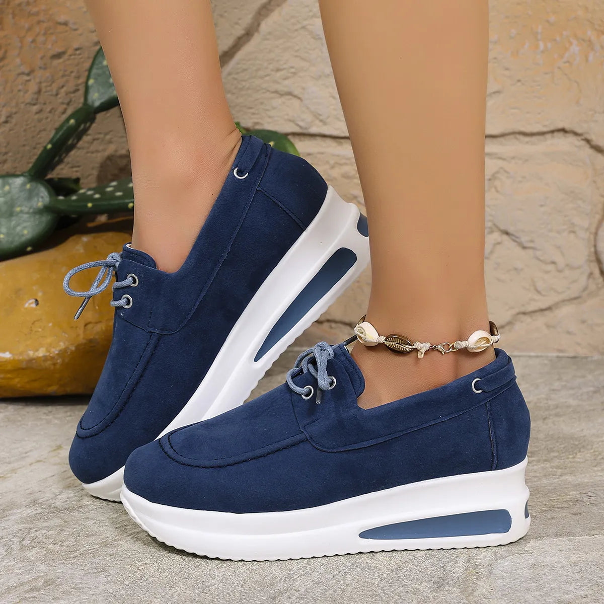 Round Toe Platform Sneakers