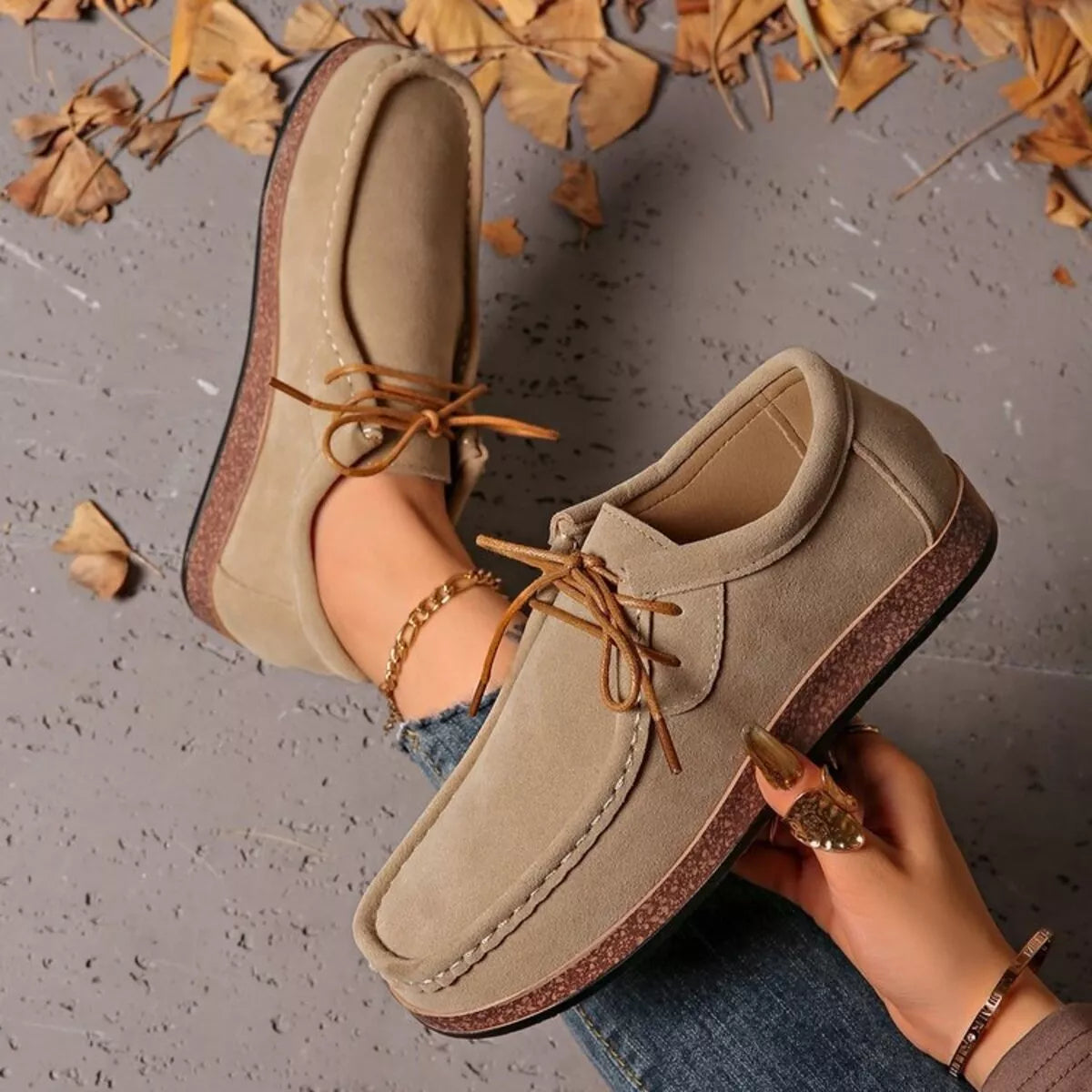 Round Toe Lace Up Loafers