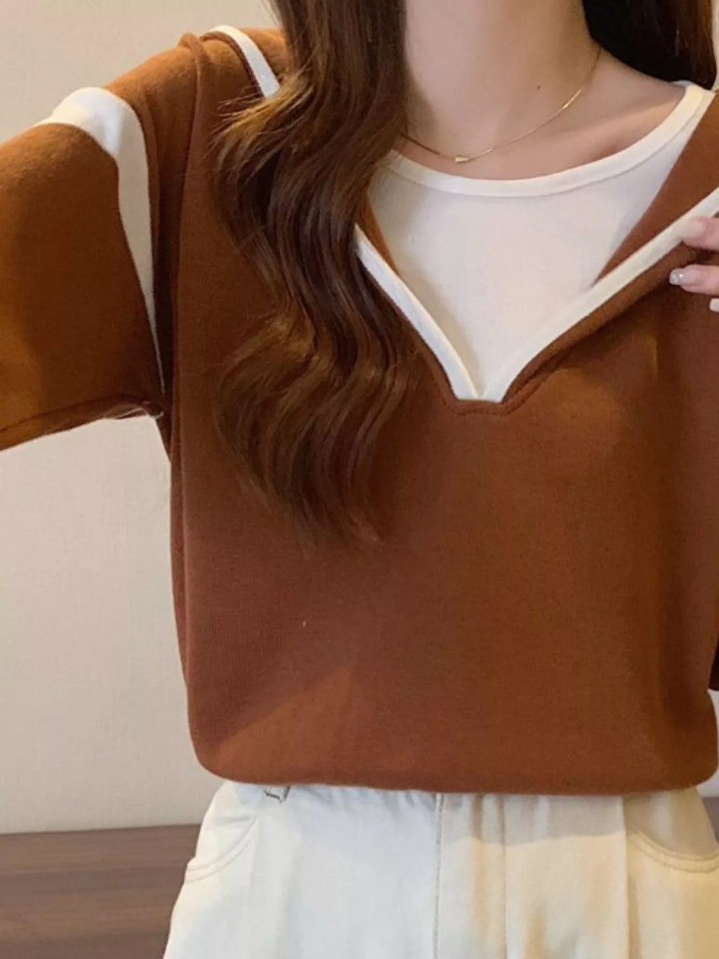 Contrast Trim Hooded Sweater