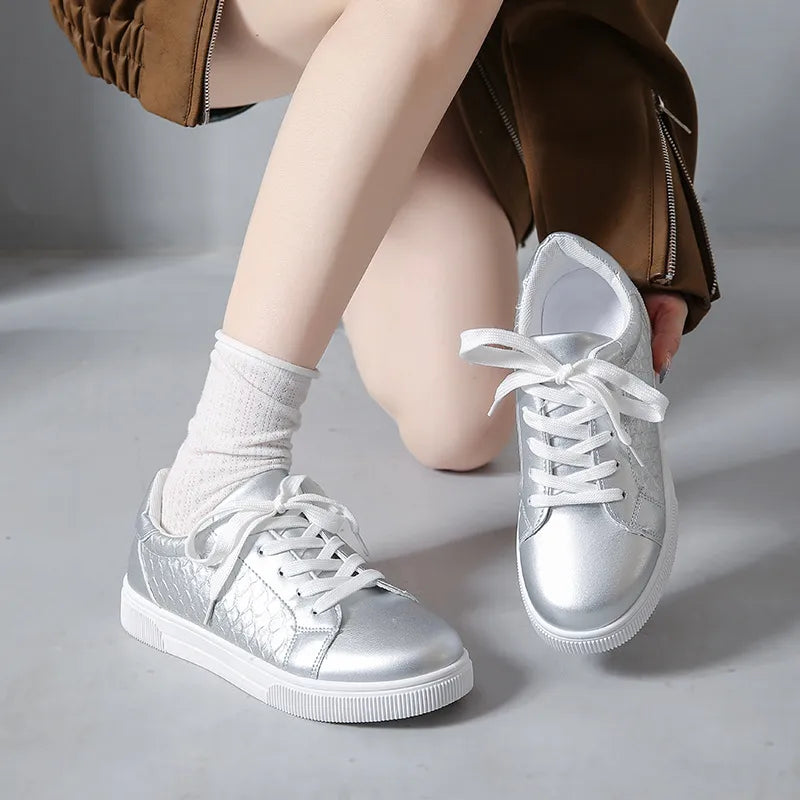 Round Toe Lace Up Sneakers