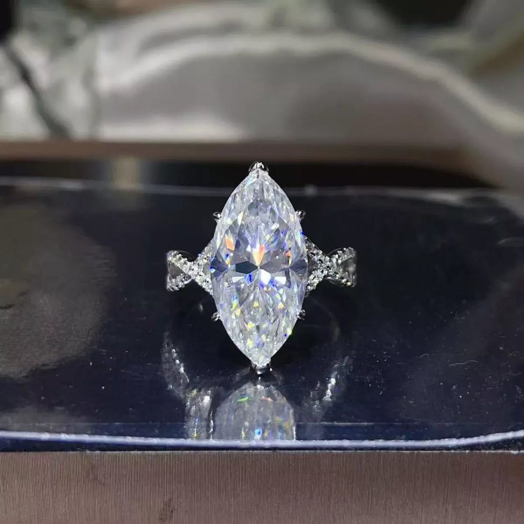 10 Carat Moissanite 925 Sterling Silver Ring