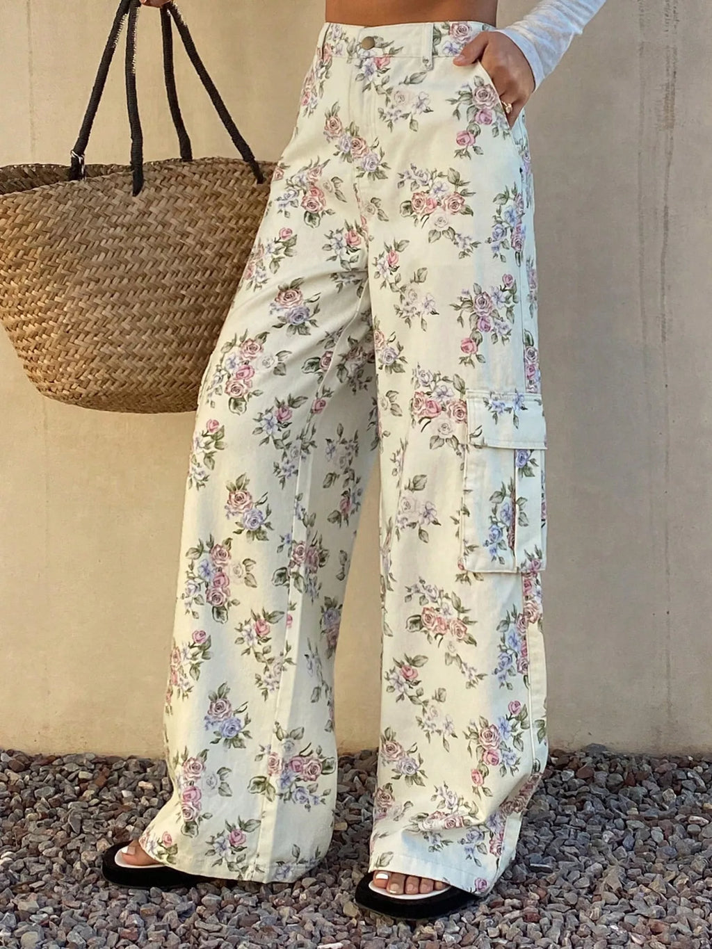 Floral Print Wide-Leg Jeans