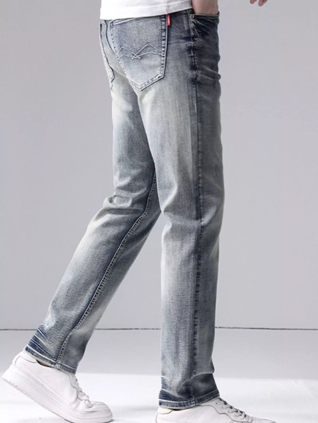 Men's Washed Slim Fit Jeans