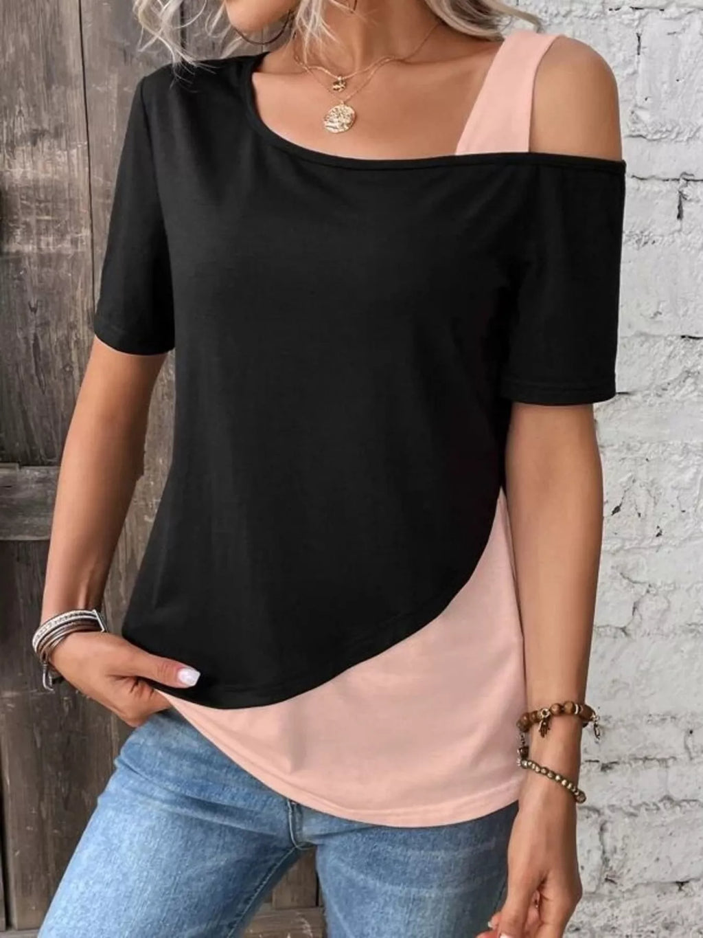 Asymmetrical Cold Shoulder Color Block T-Shirt