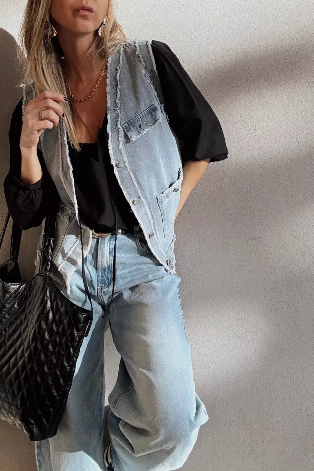 Frayed Edge Flap Pockets Denim Vest Jacket