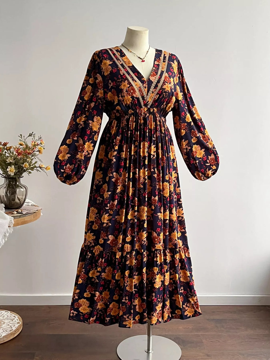 Plus Size Floral Print V-Neck Maxi Dress