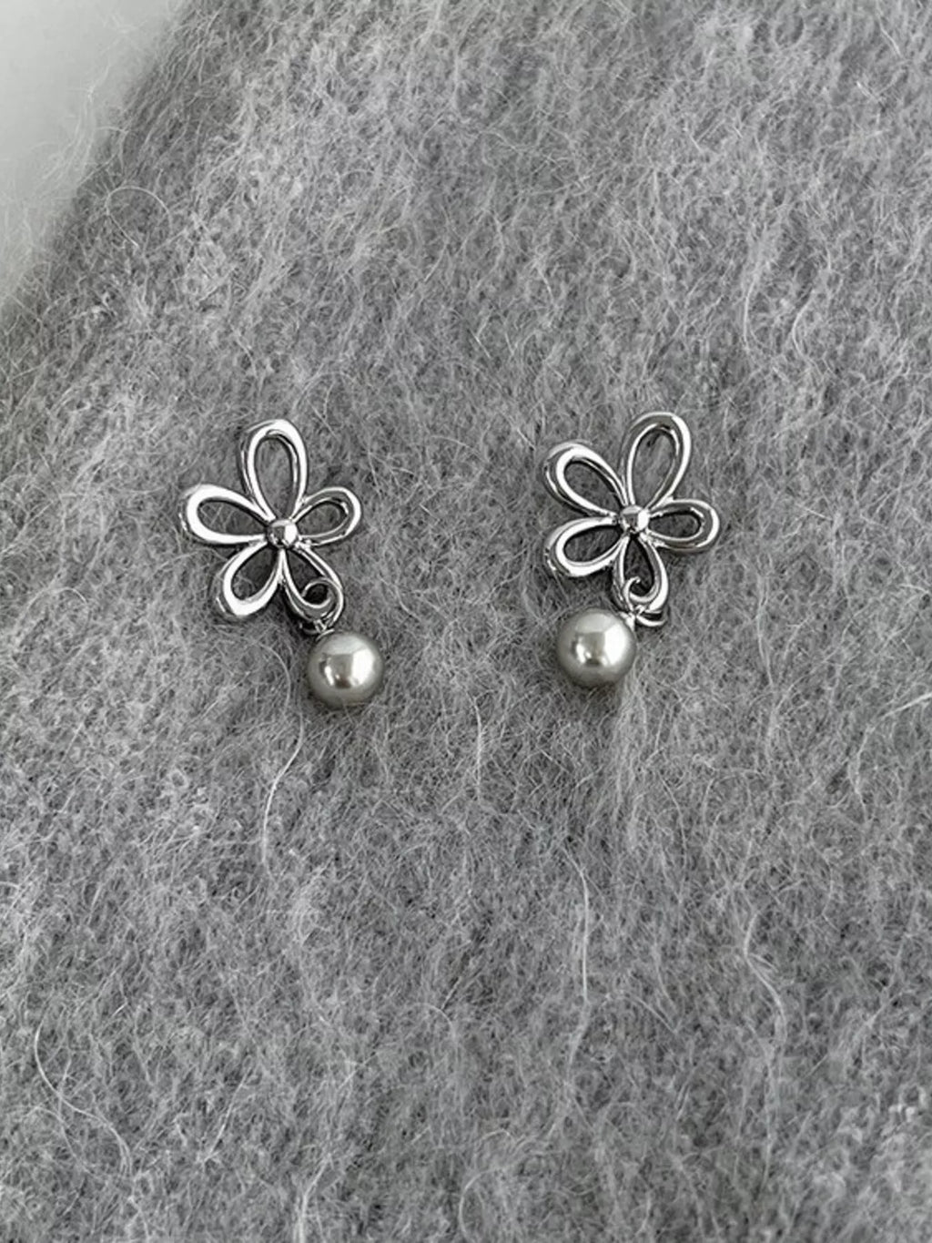 Flower Pearl Drop Earrings