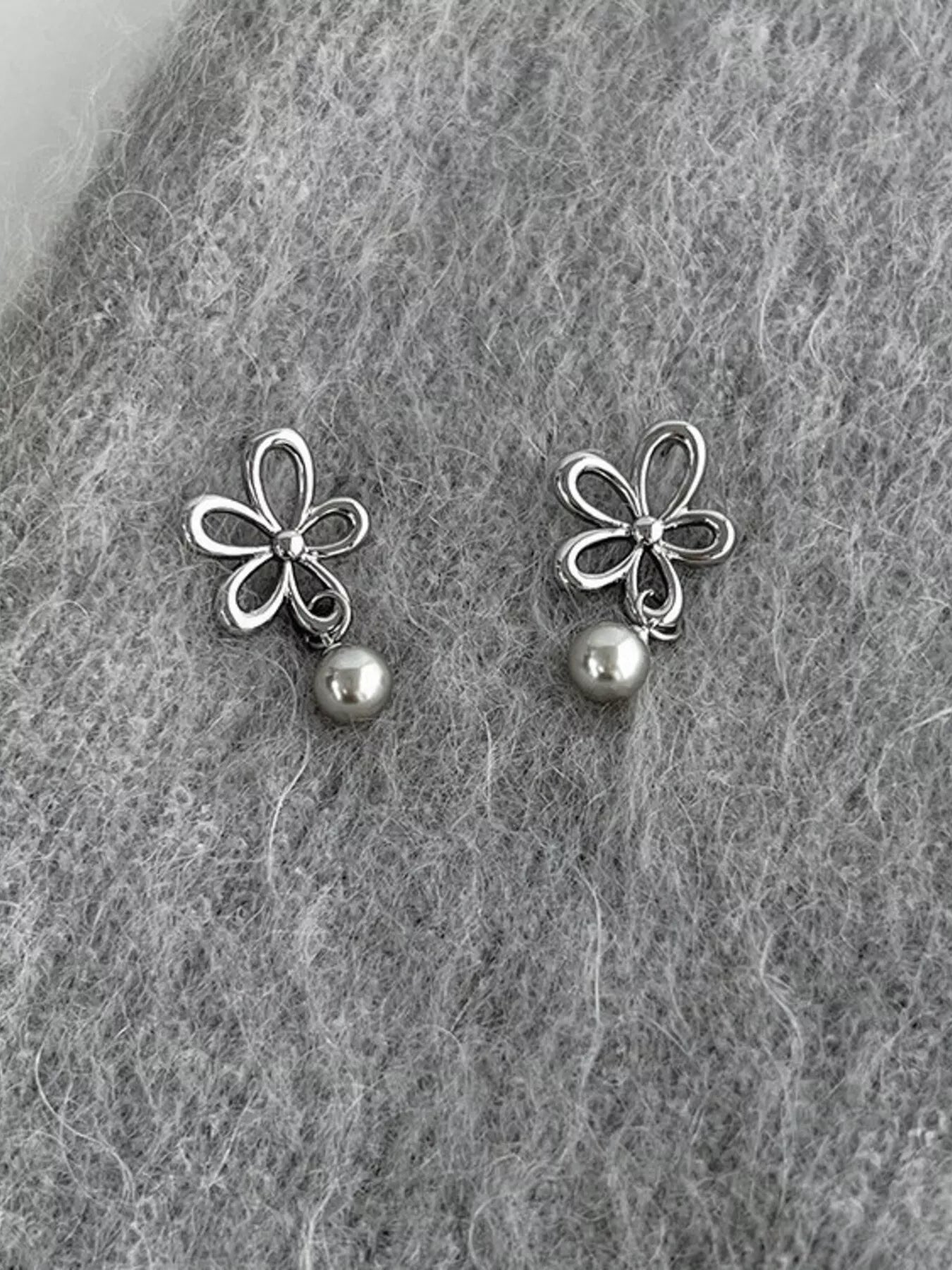 Flower Pearl Drop Earrings