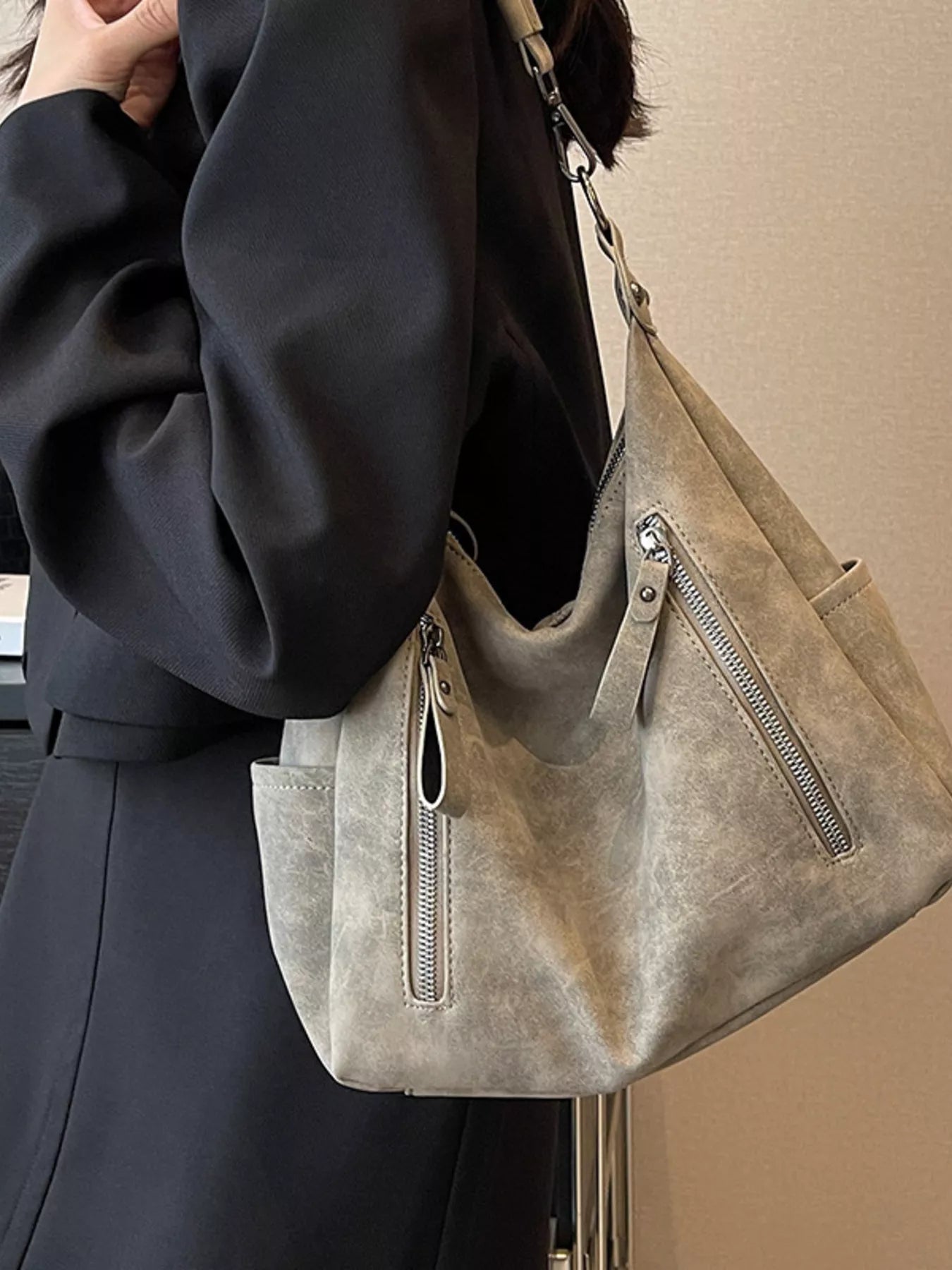 Hobo Shoulder Bag with Zipper Pocket