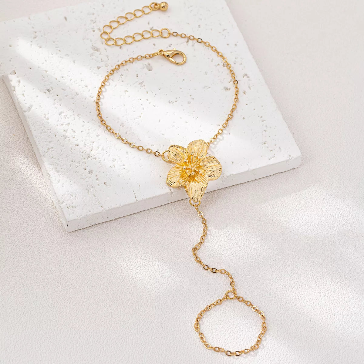 18K Gold-Plated Chain Flower Bracelet
