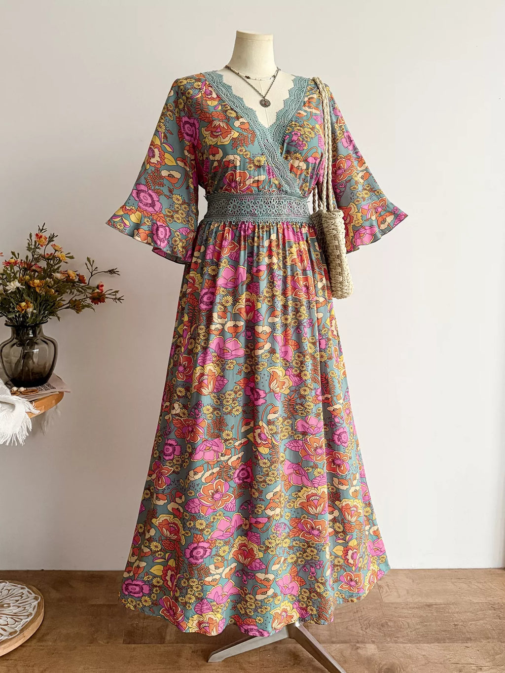 Plus Size Lace Detail Floral Surplice Dress