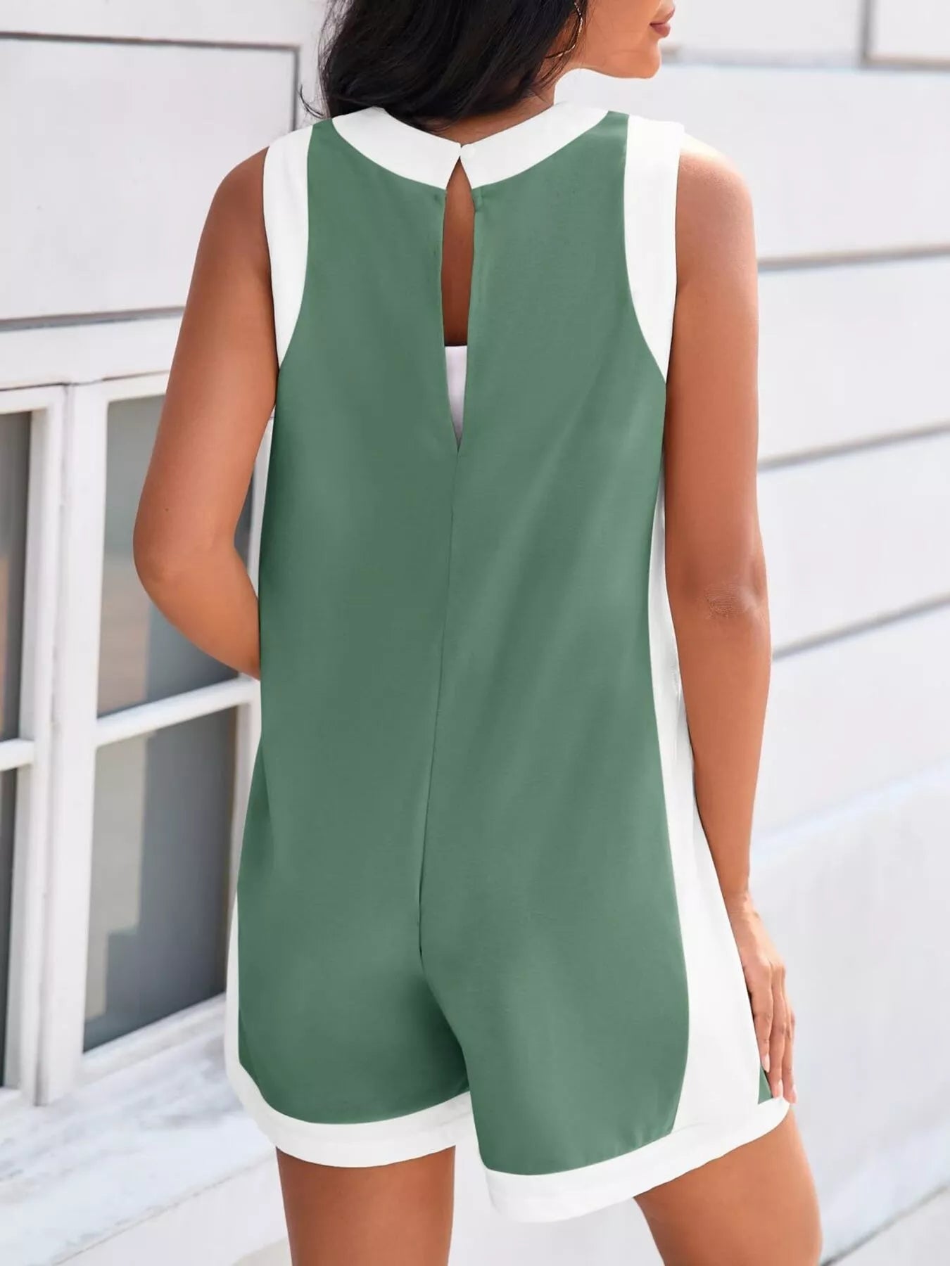 Contrast Trim Sleeveless Romper