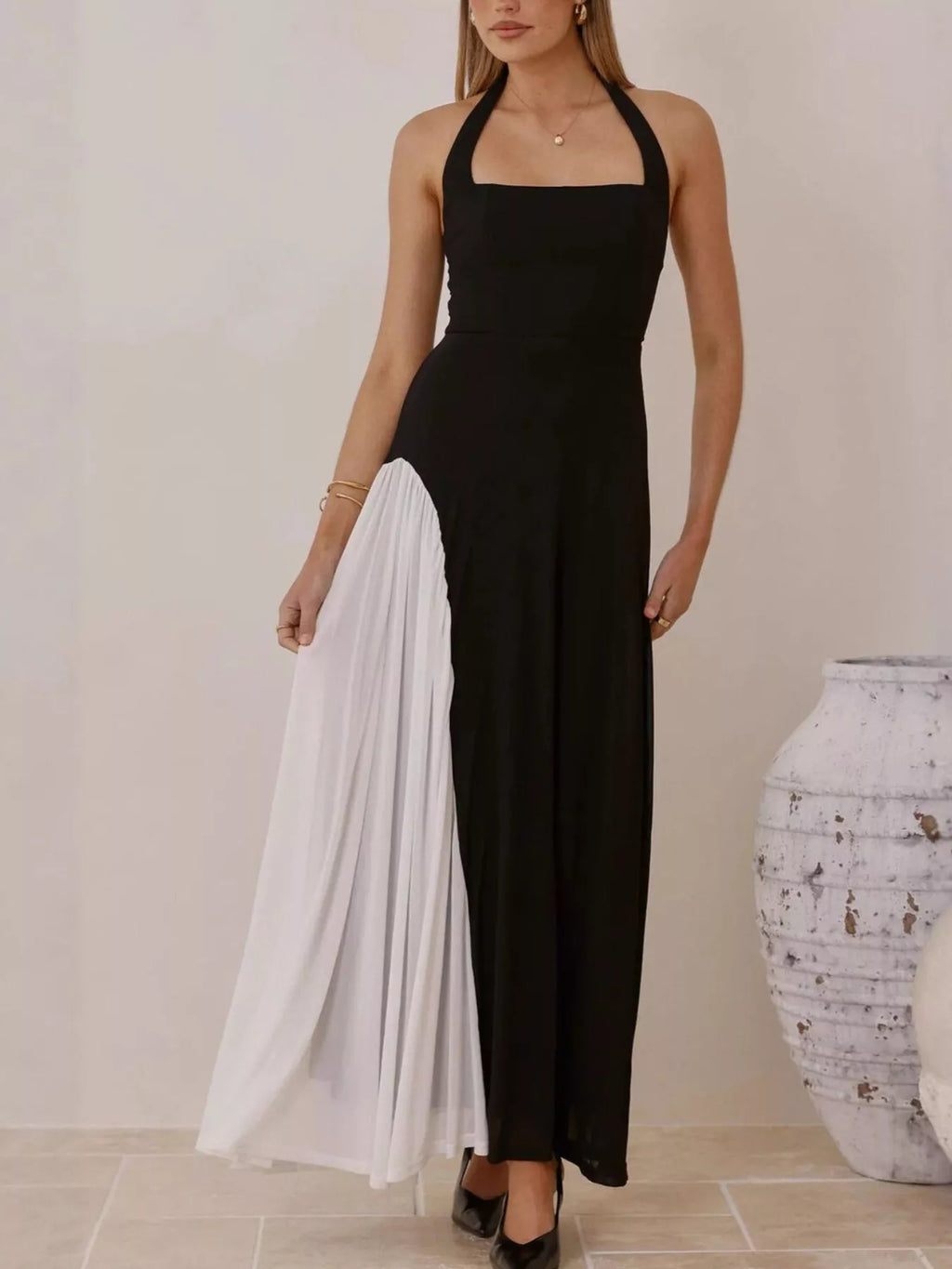 Contrast Halter Neck Maxi Dress