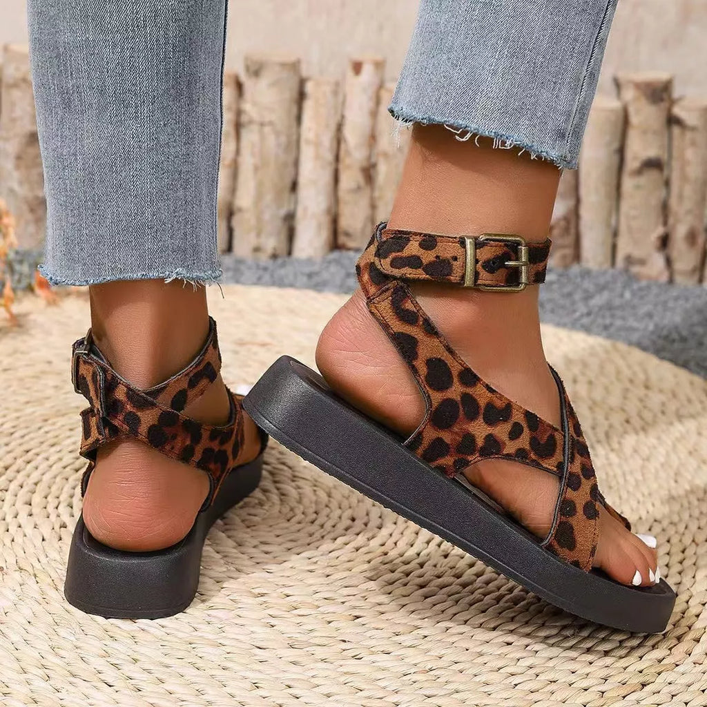 Toe Loop Flats Sandals